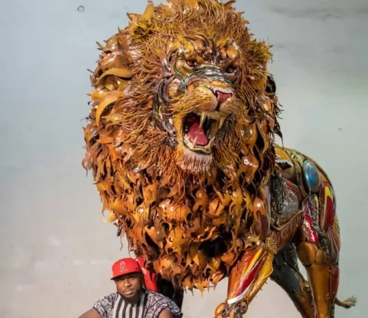 As a renowned sculptor unveils the magnificent Lion of Oba Elegushi, royalty blends art and culture.