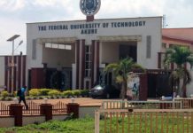 FUTA sStudents are Purportedly Arrested by EFCC Agents During a Midnight Raid.