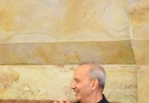 Group Awards World Bank Director Dr. Shubbam For Excellence on His Retirement