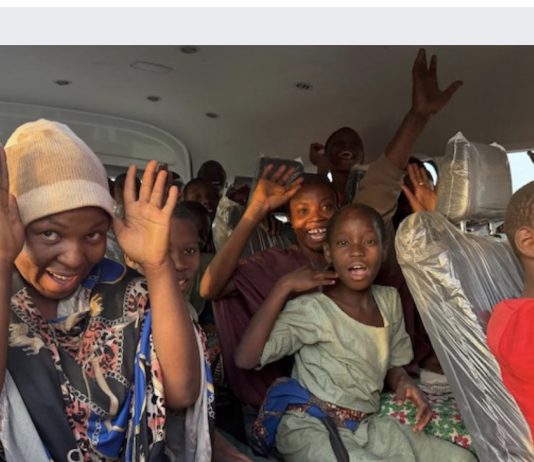 JUST IN: FG Secures Freedom of 130 Kidnapped Niger State Schoolchildren